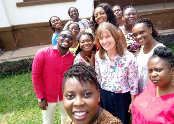A group of Ghanaians take a selfie with the author.